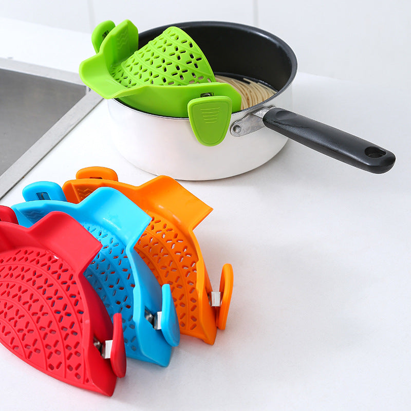 Silicone Pot Side Drain Strainer | Clip-On Kitchen Drainer